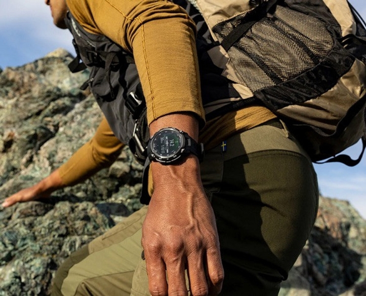 Вышли Garmin Instinct Crossover Tactical Edition — флагманские смарт-часы для экстремальных условий