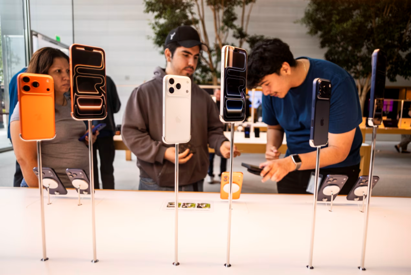 Тим Кук спас Apple от катастрофического кризиса — теперь она стоит больше  трлн