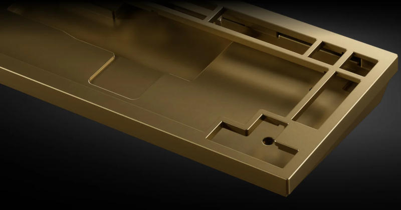 Keychron представила беспроводную механическую клавиатуру в цельнолитом медном корпусе — она весит 4 кг