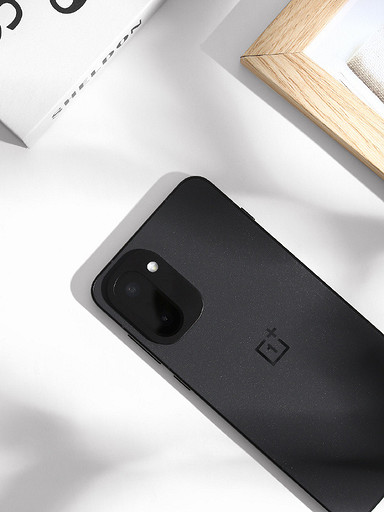 Точно будет хит: OnePlus Ace 6T получит батарею на 8300 мА*ч, зарядку на 100 Вт и экран на 165 Гц
