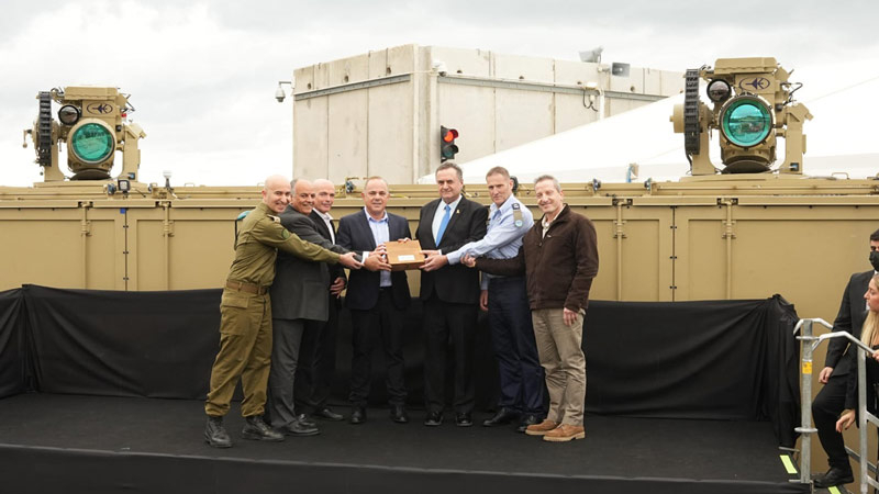 Израиль принял на вооружение лазерную пушку «Железный луч» — проблему потерь энергии в воздухе решила адаптивная оптика