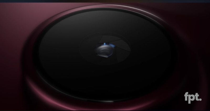 Скандальный блогер показал iPhone 18 Pro на видео до презентации. Apple уже отправляла к нему юристов