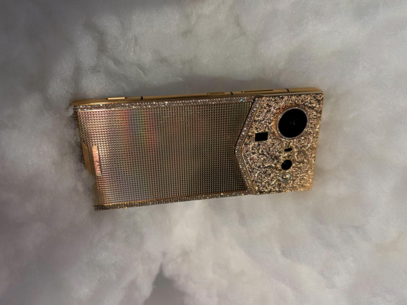 Dreame показала дебютную тройку смартфонов — флагман Dreame RS1 получил нетривиальный дизайн и Snapdragon 8 Elite Gen 5