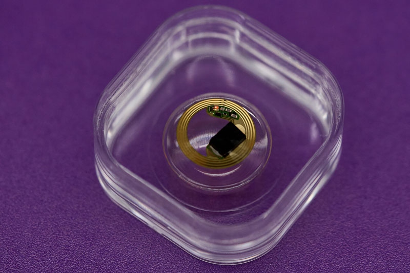 Дубайский стартап с российскими корнями в шаге от создания контактных линз с датчиками, дисплеем и батарейкой