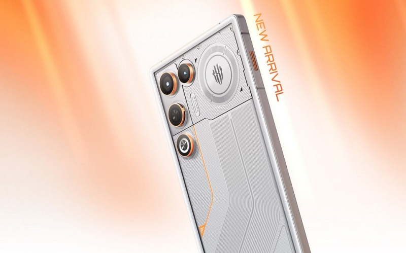 Стильный, игровой, недорогой. Вышел флагман Red Magic 11 Air Trace Edition